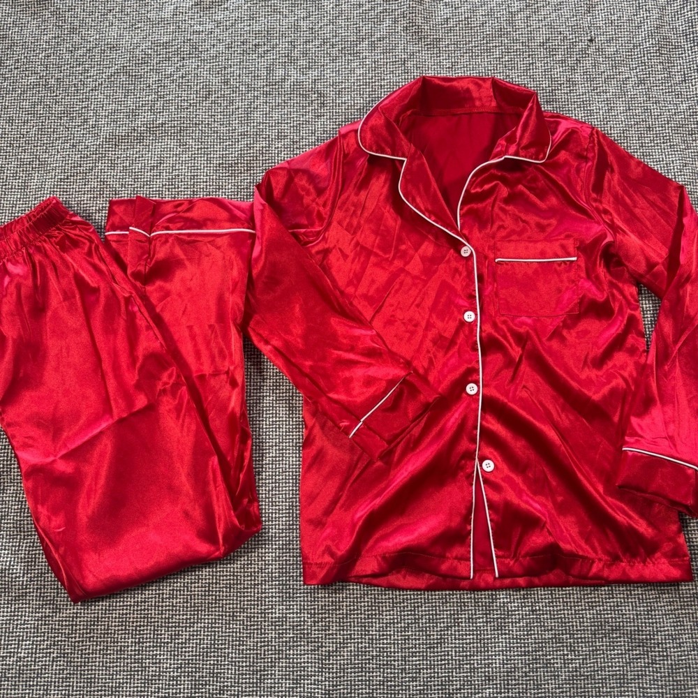 Womens Red Satin Like PJ Set Long Sleeve Button Down Pants 2 Piece Sleepwear Lg
